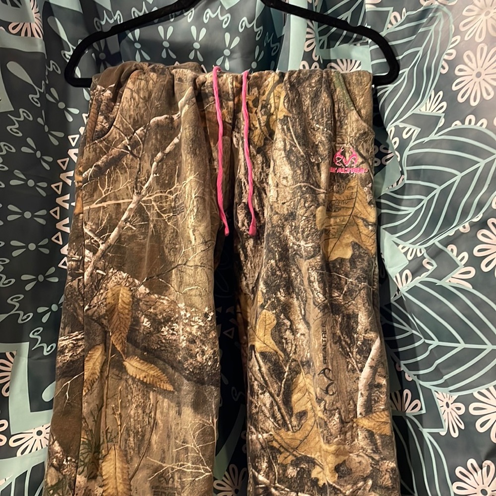 Camouflage sweatpants.